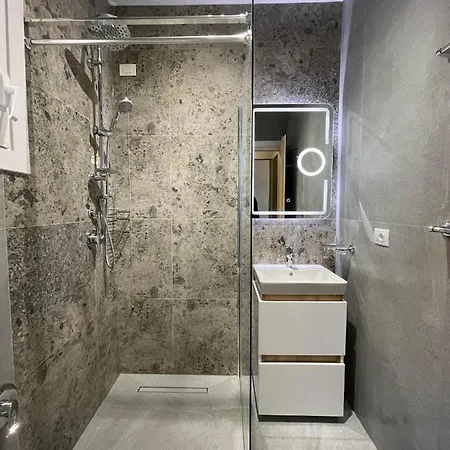 Yucca Apartment