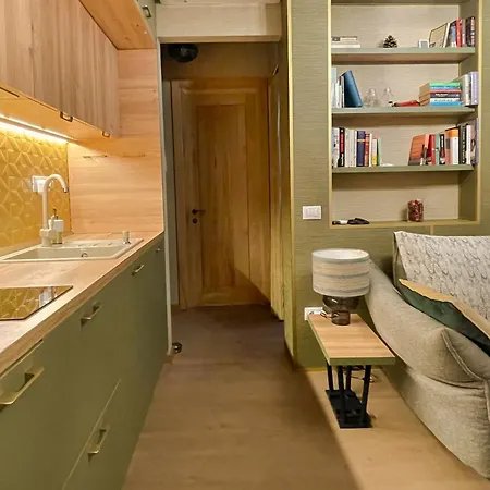 Yucca Apartment *